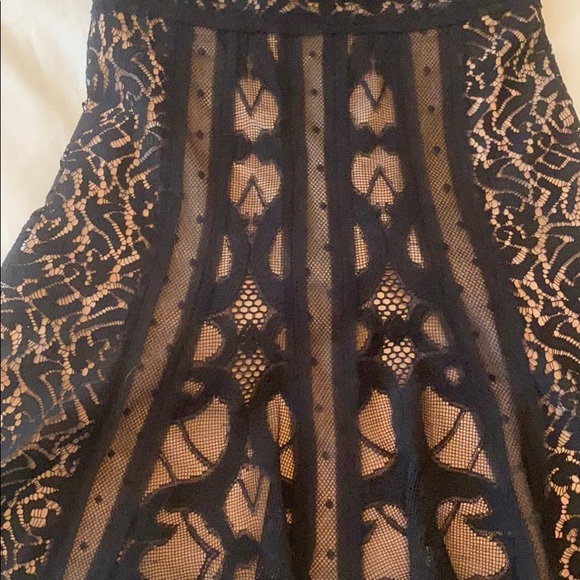 KELLEY Dress - Picture 2 of 5